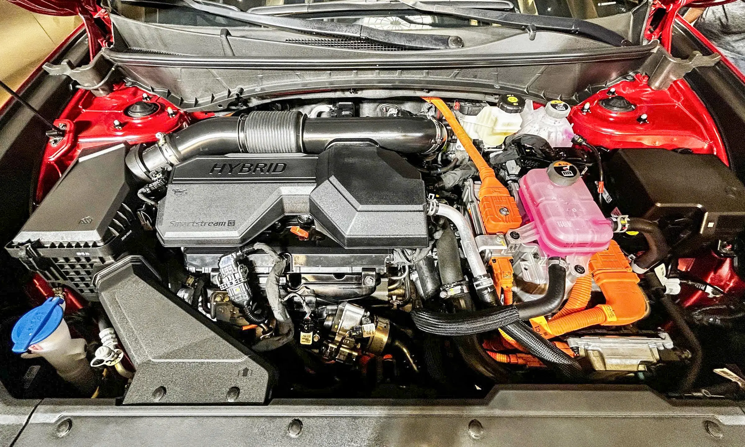 Hyundai_Tucson_Hybrid_2.webp