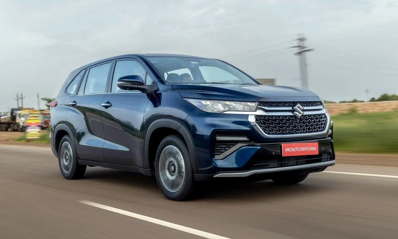 Suzuki_Invicto_2.webp