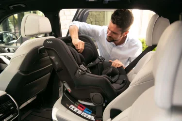 Dịch vụ Uber Car Seat tại Mỹ cung cấp xe được trang bị sẵn ghế trẻ em cho các...webp